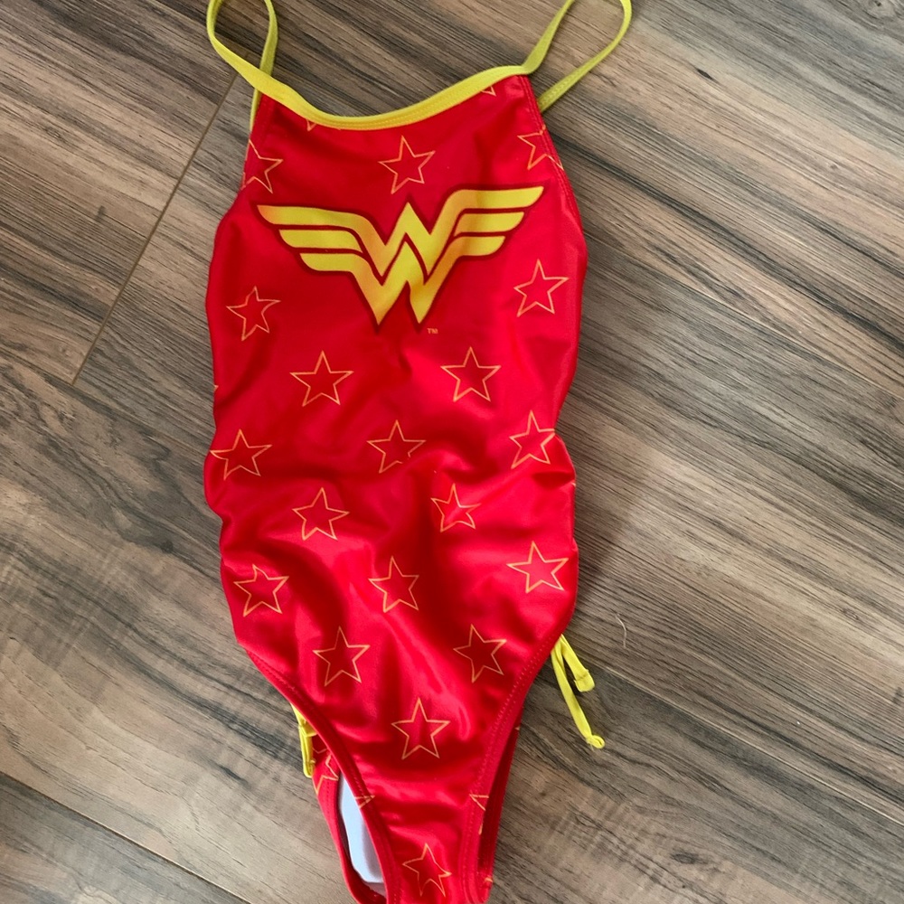 Girl’s Wonder Woman Swimsuit